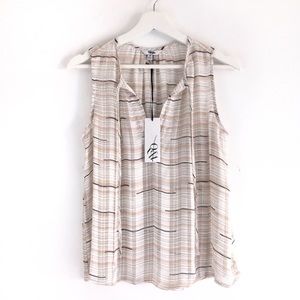 Q&A Tops - Q&A • Semi-sheer Split Neck top Q&A Tops - Q&A • Semi-sheer Split Neck top